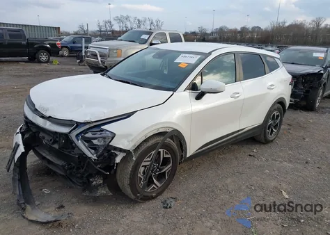 2023 Kia Sportage Lx z USA, uszkodzony, nr VIN KNDPU3AF6P7152339